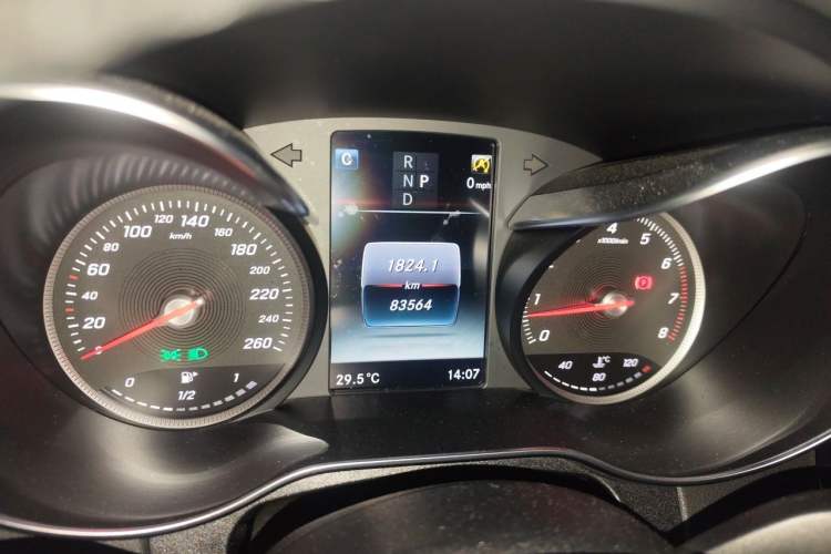 Used Mercedes-Benz C-Class 2017 Restyled C 200 Sport Edition Instrument Cluster