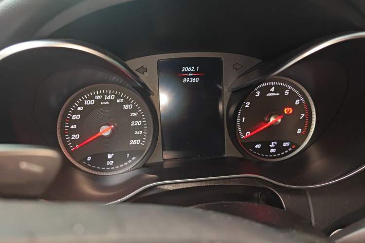 Used Mercedes-Benz C-Class 2017 Facelift C 200 Station Wagon Instrument Cluster
