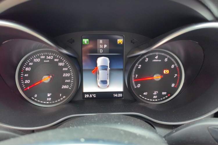Used Mercedes-Benz C-Class 2017 Restyled C 200 Sport Edition Instrument Cluster