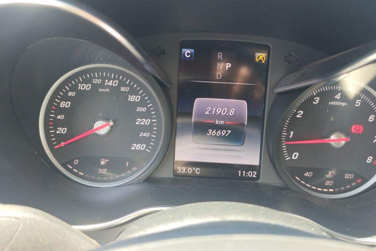 Used Mercedes-Benz C-Class 2017 Facelift C 200 L Sport Edition Instrument Cluster