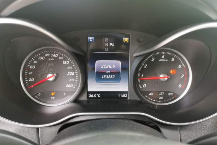 Used Mercedes-Benz C-Class 2017 C 200 L Sport Edition Instrument Cluster