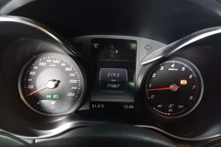 Used Mercedes-Benz C-Class 2017 Facelift C 200 L Sport Edition Instrument Cluster