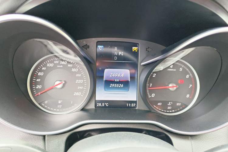 Used Mercedes-Benz C-Class 2017 C 180 L Sport Edition Instrument Cluster