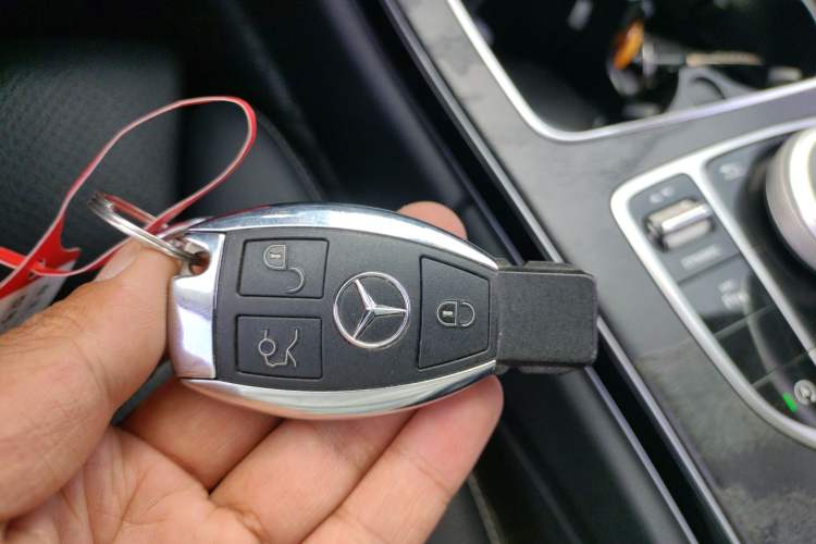 Used Mercedes-Benz C-Class 2017 Facelift C 200 L Sport Edition Interior 1