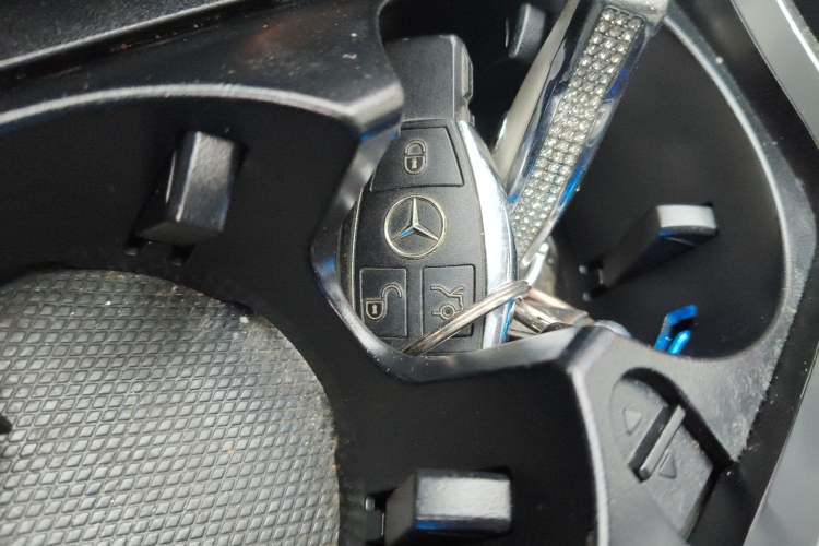 Used Mercedes-Benz C-Class 2017 C 180 L Sport Edition Interior 1