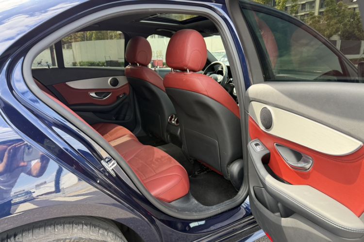 Used Mercedes-Benz C-Class 2017 Restyled C 200 Sport Edition Interior 1
