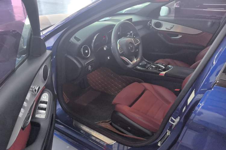 Used Mercedes-Benz C-Class 2017 C 200 Sport Edition Interior 1