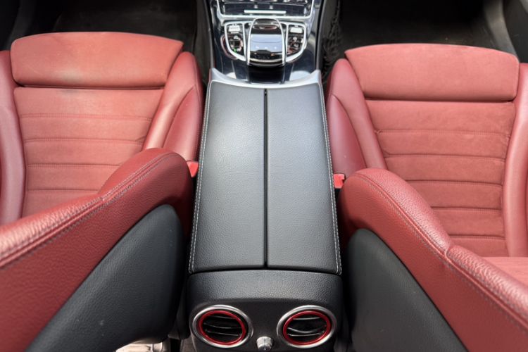 Used Mercedes-Benz C-Class 2017 Restyled C 200 Sport Edition Interior 10