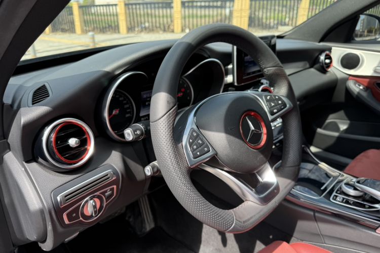 Used Mercedes-Benz C-Class 2017 Restyled C 200 Sport Edition Interior 2