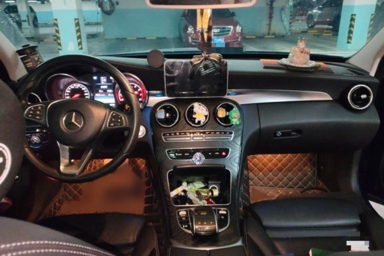 Used Mercedes-Benz C-Class 2017 C 200 L Sport Edition Interior 2