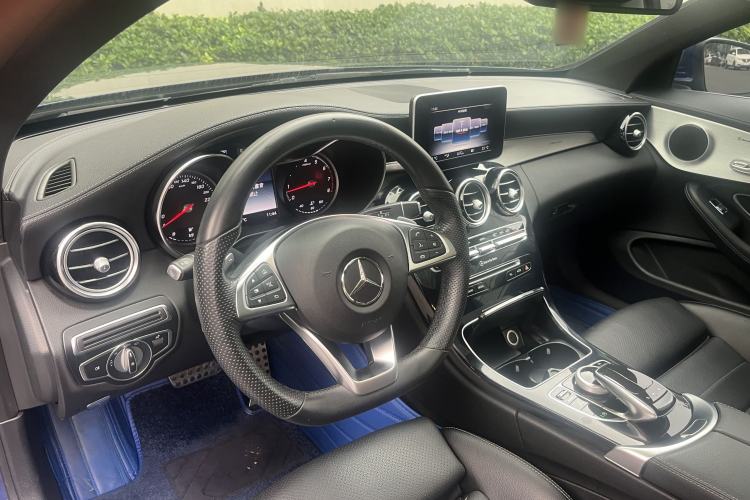 Used Mercedes-Benz C-Class 2017 C 200 4MATIC Coupe Interior 3