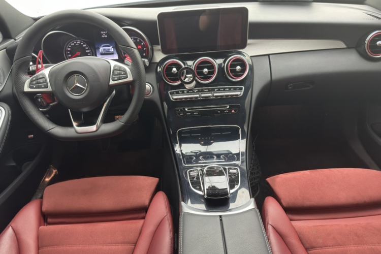 Used Mercedes-Benz C-Class 2017 Restyled C 200 Sport Edition Interior 4