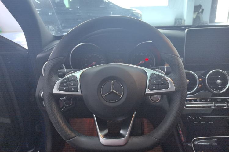 Used Mercedes-Benz C-Class 2017 C 200 Sport Edition Interior 5