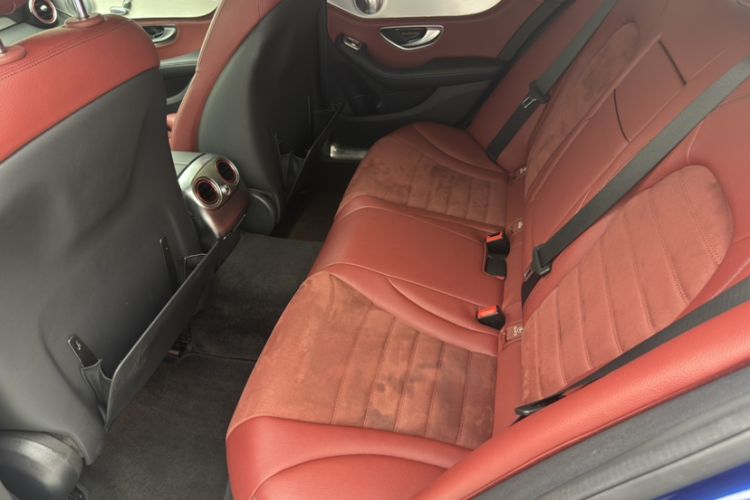 Used Mercedes-Benz C-Class 2017 Restyled C 200 Sport Edition Interior 6