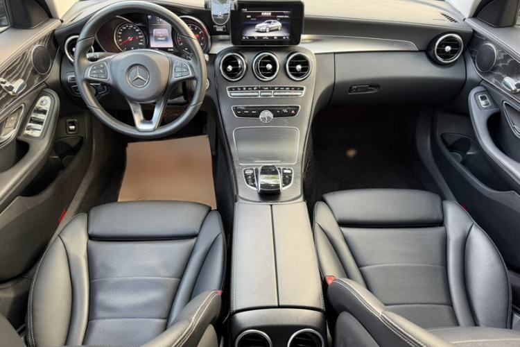 Used Mercedes-Benz C-Class 2017 C 180 L Sport Edition Interior 6