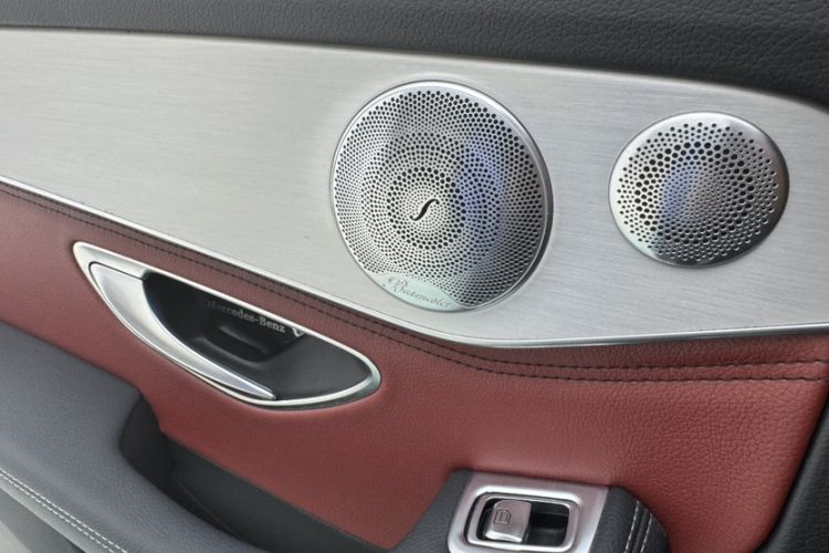 Used Mercedes-Benz C-Class 2017 Restyled C 200 Sport Edition Interior 9