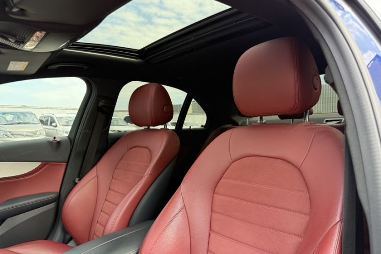 Used Mercedes-Benz C-Class 2017 Restyled C 200 Sport Edition Interior 9