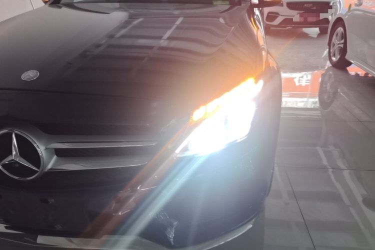 Used Mercedes-Benz C-Class 2017 C 180 L Sport Edition Left Front Headlight
