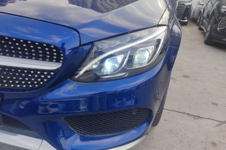 Used Mercedes-Benz C-Class 2017 C 200 4MATIC Coupe Left Front Headlight