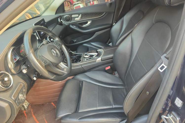 Used Mercedes-Benz C-Class 2017 Facelift C 200 L Sport Edition Left Front Seat
