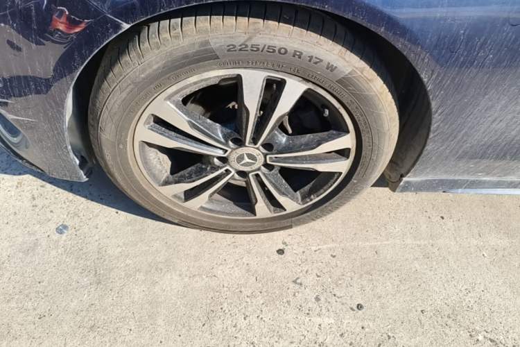 Used Mercedes-Benz C-Class 2017 Restyled C 200 Sport Edition Left Front Wheel Hub