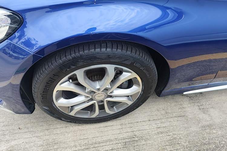 Used Mercedes-Benz C-Class 2017 C 180 L Sport Edition Left Front Wheel Hub