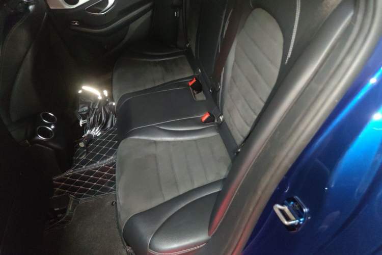 Used Mercedes-Benz C-Class 2017 C 200 Sport Edition Left Rear Seat