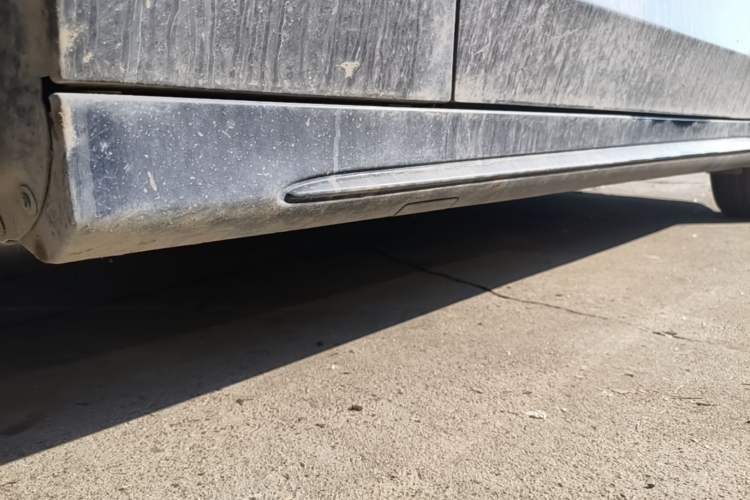 Used Mercedes-Benz C-Class 2017 Restyled C 200 Sport Edition Left Side Sill