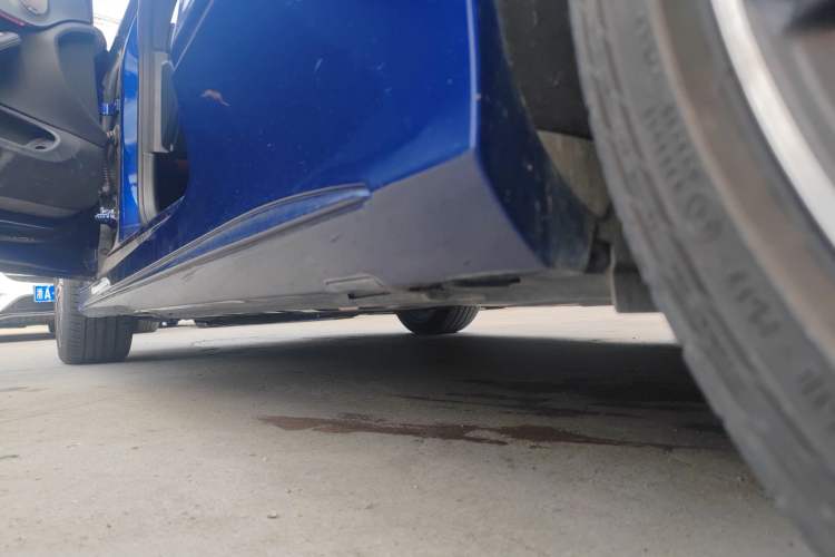 Used Mercedes-Benz C-Class 2017 C 200 4MATIC Coupe Left Side Sill