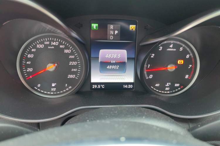 Used Mercedes-Benz C-Class 2017 Restyled C 200 Sport Edition Odometer Close Up