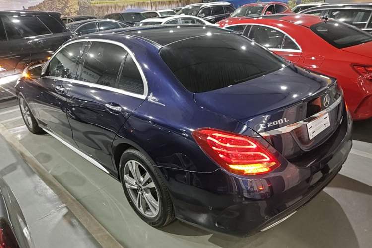 Used Mercedes-Benz C-Class 2017 Facelift C 200 L Sport Edition Rear Left 45 Deg