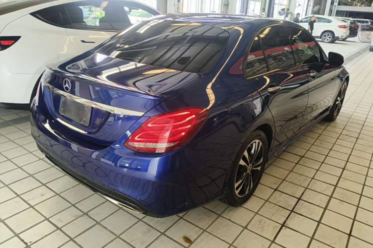 Used Mercedes-Benz C-Class 2017 Restyled C 200 Sport Edition Rear Right 45 Deg