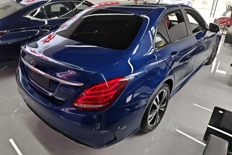 Used Mercedes-Benz C-Class 2017 Restyled C 200 Sport Edition Rear Right 45 Deg