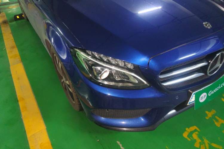 Used Mercedes-Benz C-Class 2017 Restyled C 200 Sport Edition Right Front Headlight