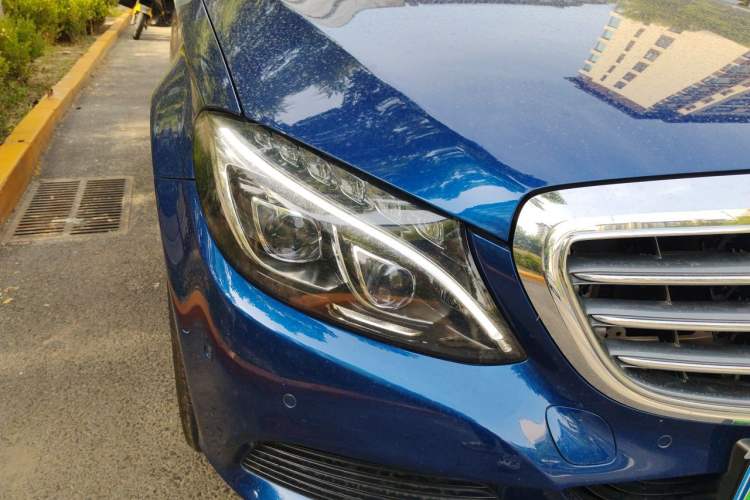 Used Mercedes-Benz C-Class 2017 C 300 L Right Front Headlight