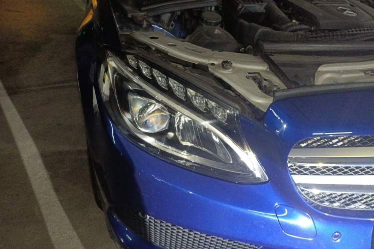 Used Mercedes-Benz C-Class 2017 Facelift C 200 L Sport Edition Right Front Headlight