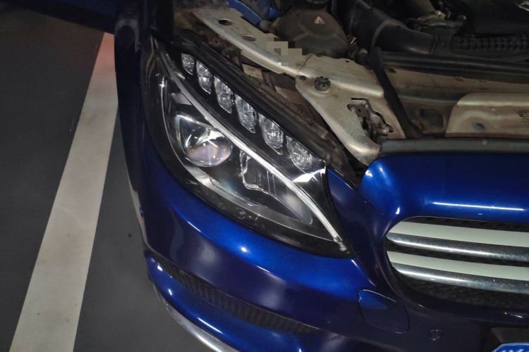 Used Mercedes-Benz C-Class 2017 Facelift C 200 L Sport Edition Right Front Headlight