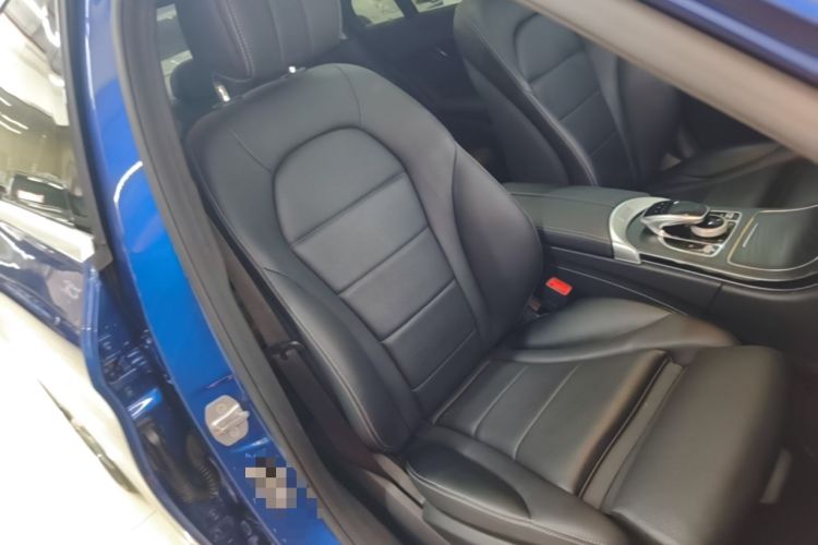 Used Mercedes-Benz C-Class 2017 Facelift C 200 L Sport Edition Right Front Seat