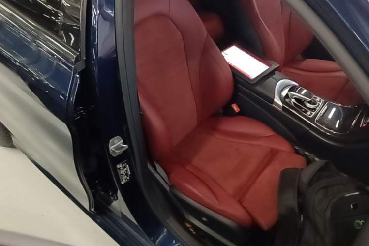 Used Mercedes-Benz C-Class 2017 Restyled C 200 Sport Edition Right Front Seat