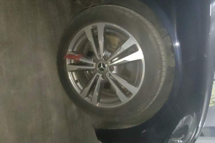 Used Mercedes-Benz C-Class 2017 Facelift C 200 L Sport Edition Right Front Wheel Hub