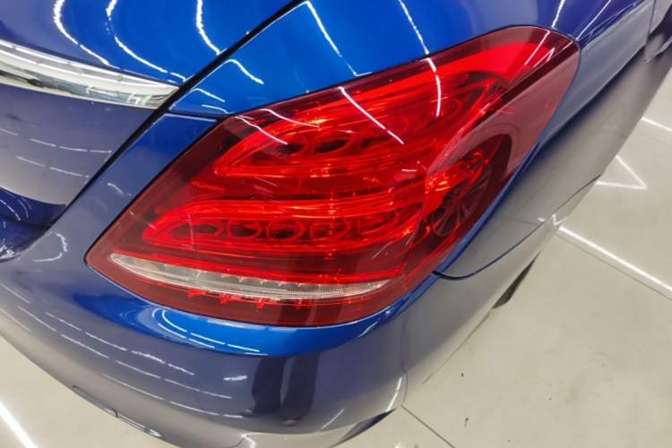 Used Mercedes-Benz C-Class 2017 Facelift C 200 L Sport Edition Right Rear Taillight