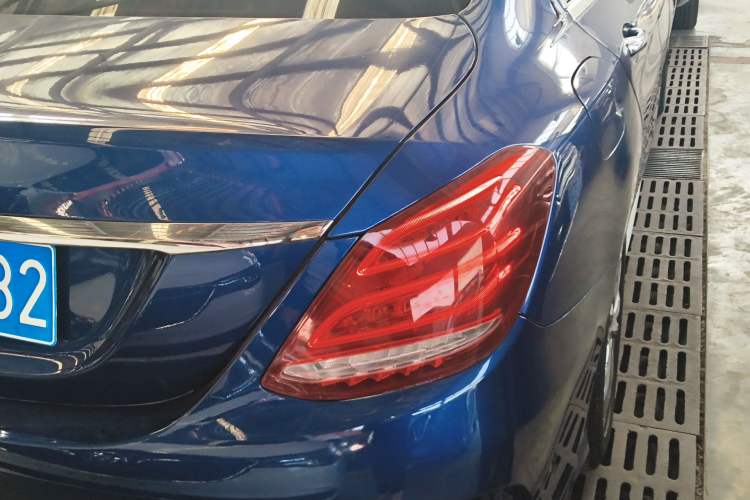 Used Mercedes-Benz C-Class 2017 Facelift C 200 L Sport Edition Right Rear Taillight
