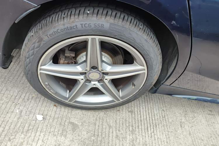 Used Mercedes-Benz C-Class 2017 C 200 station wagon Right Rear Wheel Hub