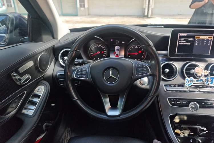 Used Mercedes-Benz C-Class 2017 Facelift C 200 L Sport Edition Steering Wheel