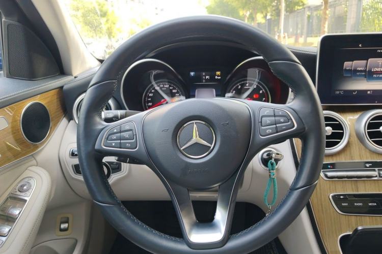 Used Mercedes-Benz C-Class 2017 C 300 L Steering Wheel