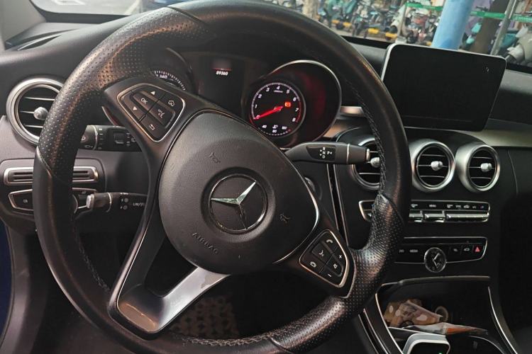 Used Mercedes-Benz C-Class 2017 Facelift C 200 Station Wagon Steering Wheel