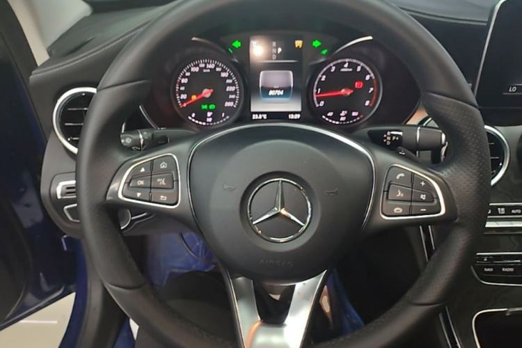 Used Mercedes-Benz C-Class 2017 Facelift C 200 L Sport Edition Steering Wheel