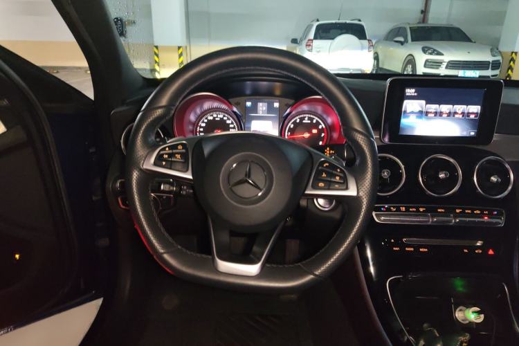 Used Mercedes-Benz C-Class 2017 Restyled C 200 Sport Edition Steering Wheel