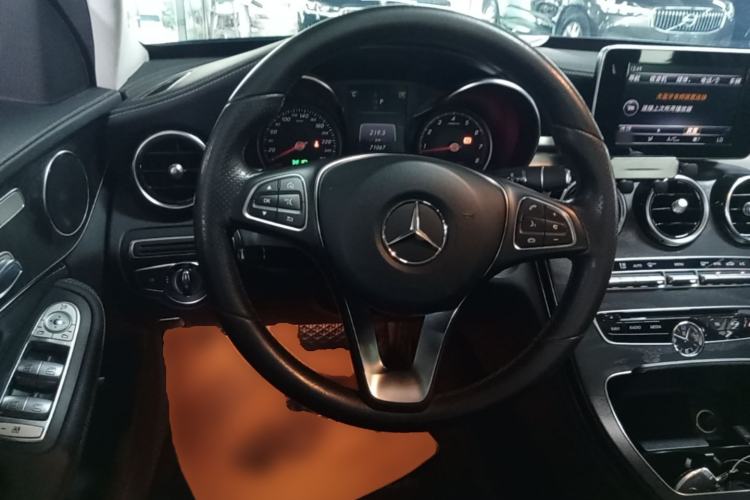 Used Mercedes-Benz C-Class 2017 Facelift C 200 L Sport Edition Steering Wheel