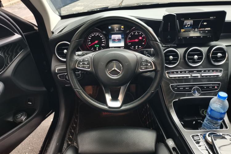 Used Mercedes-Benz C-Class 2017 C 180 L Sport Edition Steering Wheel